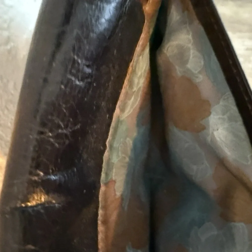 HOBO‎ INTERNATIONAL Glade Mini Crossbody Black Nubuck Leather Purse Zip Pockets
